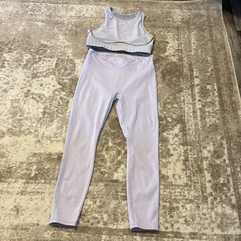Fabletics lavender two piece matching set activewear
